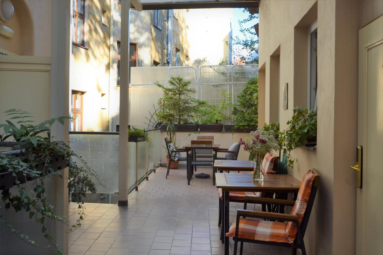 Self-Service Hotel Ostas Praha Eksteriør bilde