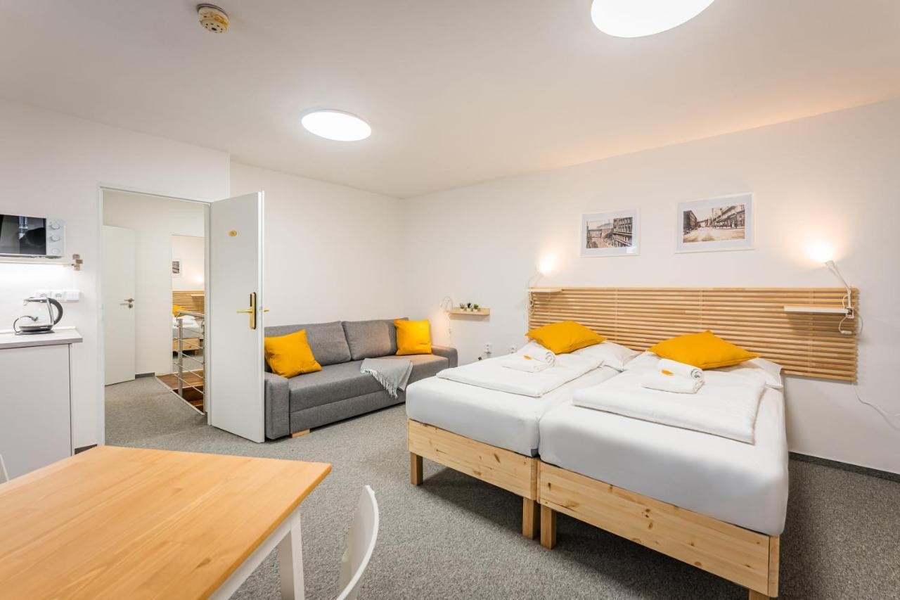 Self-Service Hotel Ostas Praha Eksteriør bilde