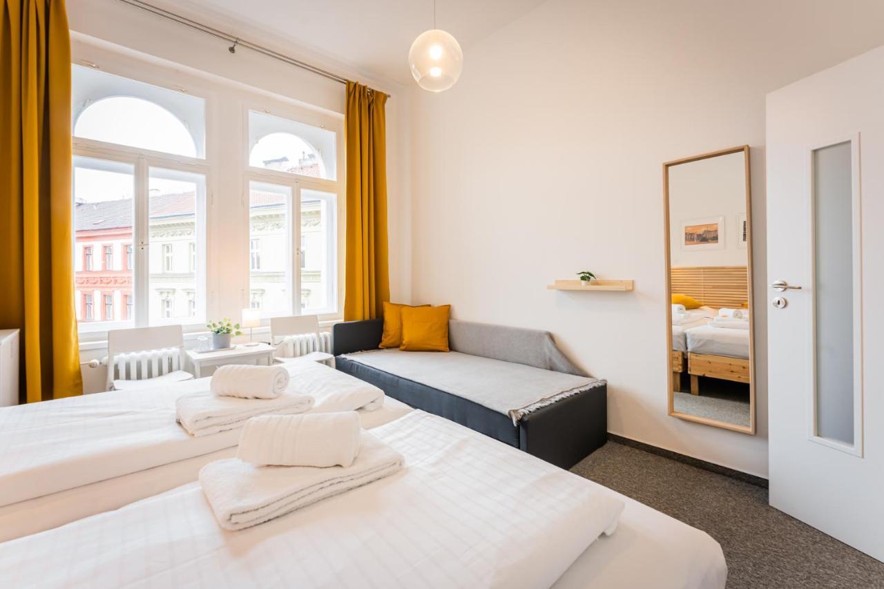 Self-Service Hotel Ostas Praha Eksteriør bilde