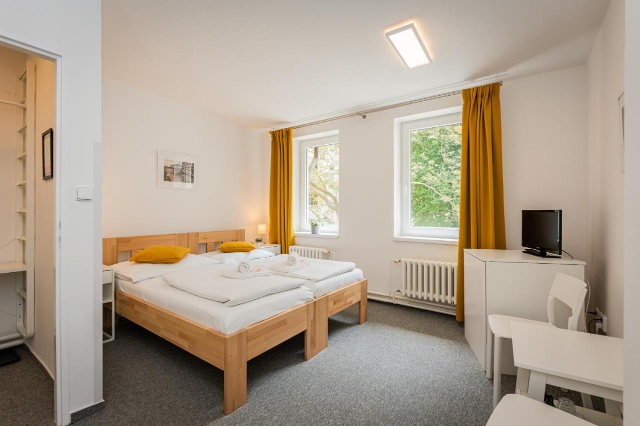 Self-Service Hotel Ostas Praha Eksteriør bilde